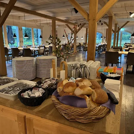 Slotskro & Gaestgivergard Ved Slot 4* Gram