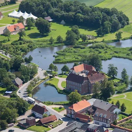 Hotel Den Gamle Ved Slot Gram